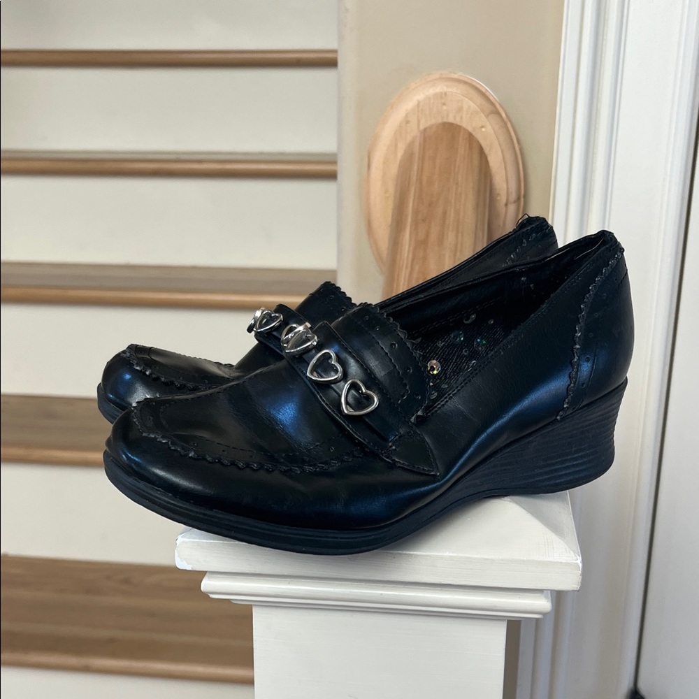 Black Slip On Shoes Wedge Heel Metal Hearts